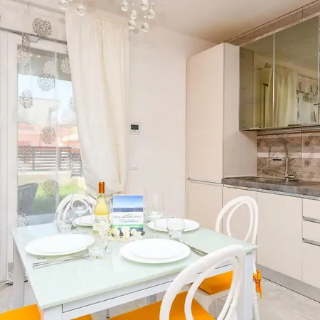 Una Terrazza Sul Lago A03 Apartament Peschiera del Garda